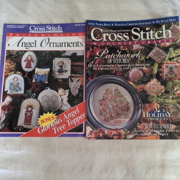 7 Vintage Back Issues of Cross Stitch and Country Crafts - Picture 4 of 5